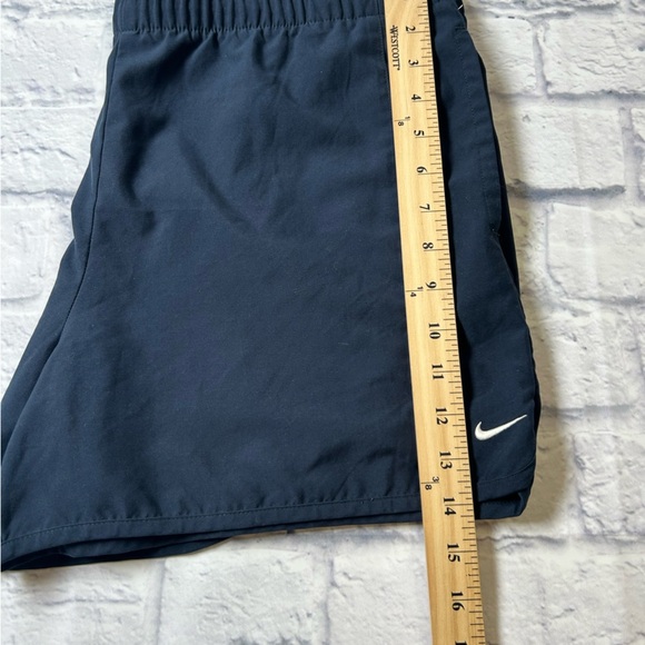 Nike Black Athletic Shorts Moisture-Wicking Relaxed Fit with Pockets. Size Med - Picture 8 of 8